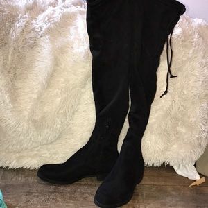 black, over the knee suede boots ❣️❣️❣️